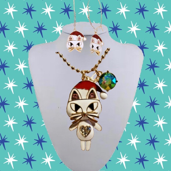 SET CHRISTMAS CAT NECKLACE AND HOOK EARRINGS - Picture 4 of 8